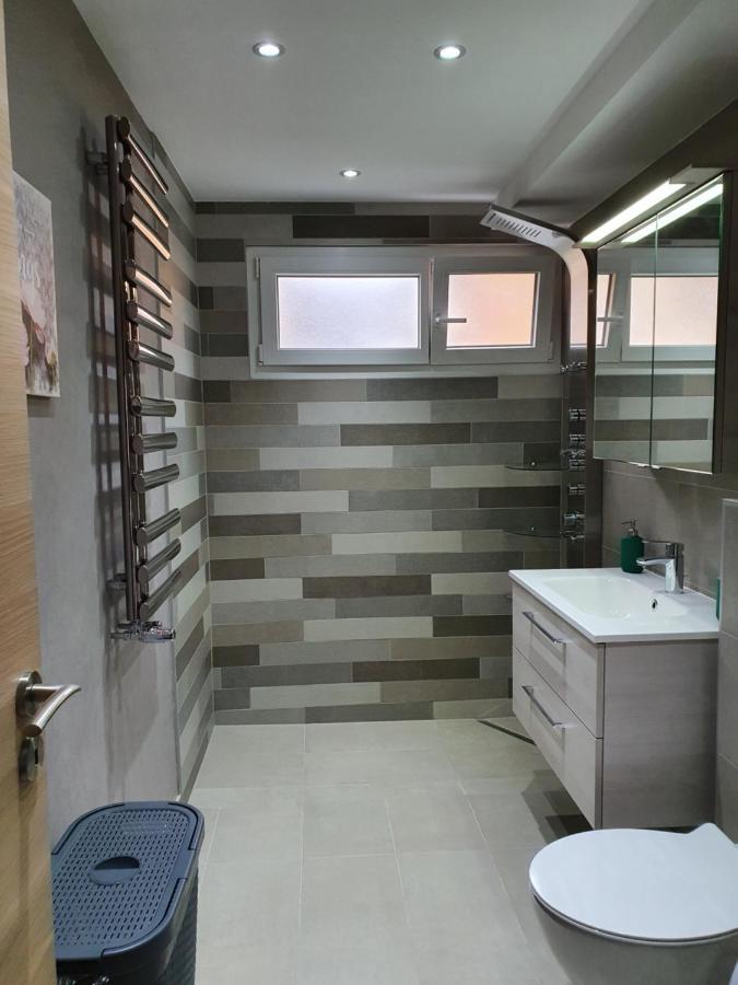 Apartment Cime L'est