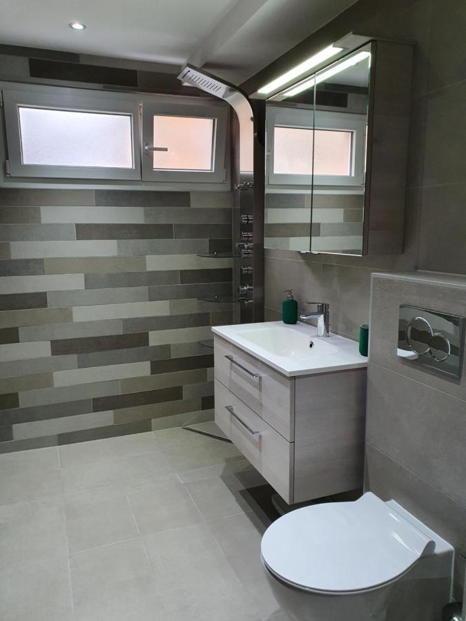 Apartment Cime L'est
